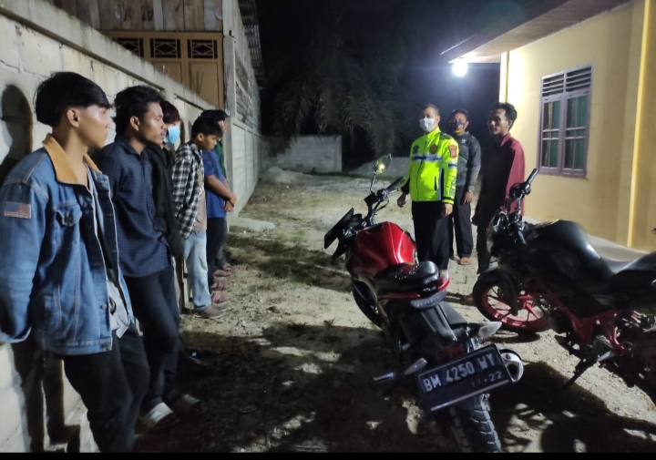 Amankan Aksi Balap Liar, IPTU  Fauza Hanes Tiara Pimpin Ops KLK 2022 Di Jalan Desa Mahato