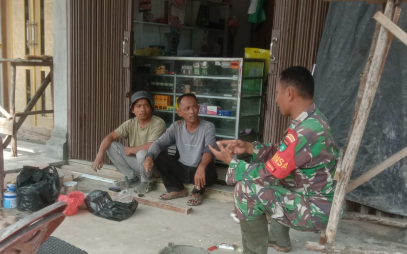 Babinsa Koramil Bukit Kapur Sisir Wilayah Rawan Karhutla di Medang Kampai