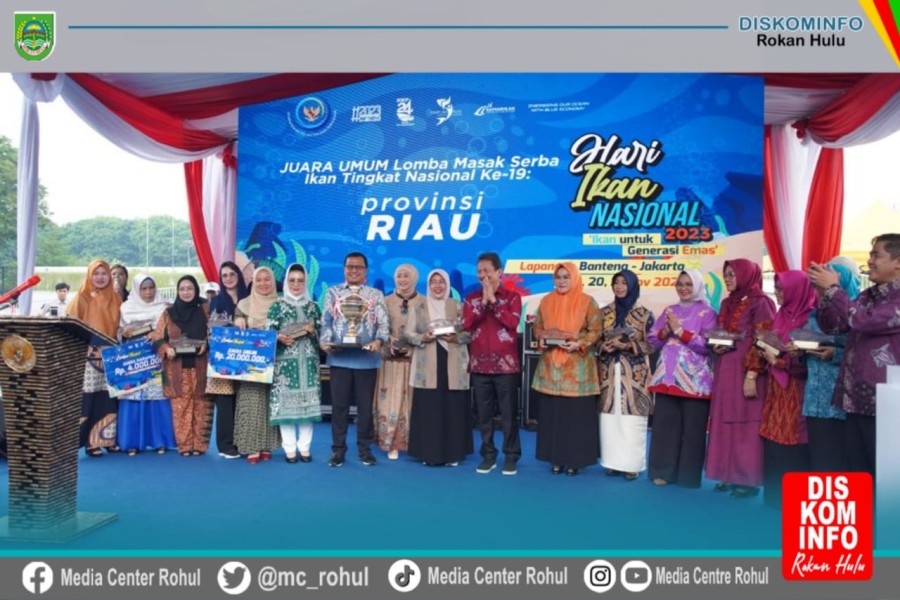 Lomba Pada Harkannas, TP PKK Rohul Raih Juara Umum