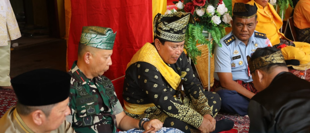 H Sukiman : Tengku Haji Indra Jaya Resmi Dinobatkan Sebagai Raja Luhak Kepenuhan