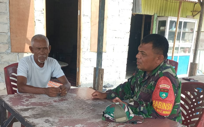 Sertu Roni Sandra Pimpin Patroli Pengamanan Pipa Minyak Kilometer 17–22