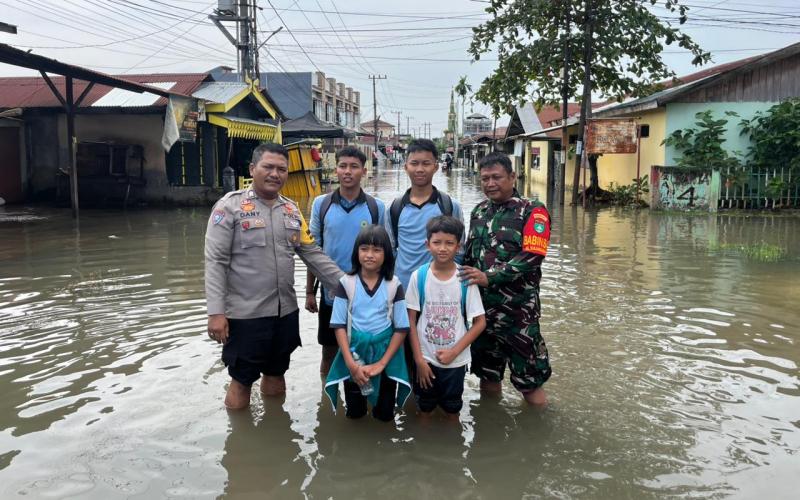 Kodim 0320 Dumai Cek Kondisi Banjir di Buluh Kasap, Pastikan Warga Aman