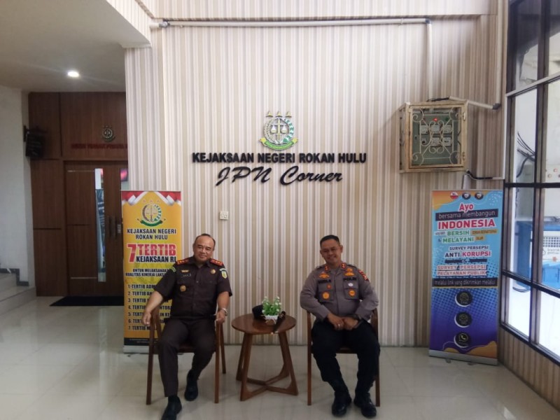 Wujudkan Soliditas Dan Sinergitas Sesama Penegak Hukum, Kapolres AKBP Budi Bersilaturahmi Dengan Kajari Rohul