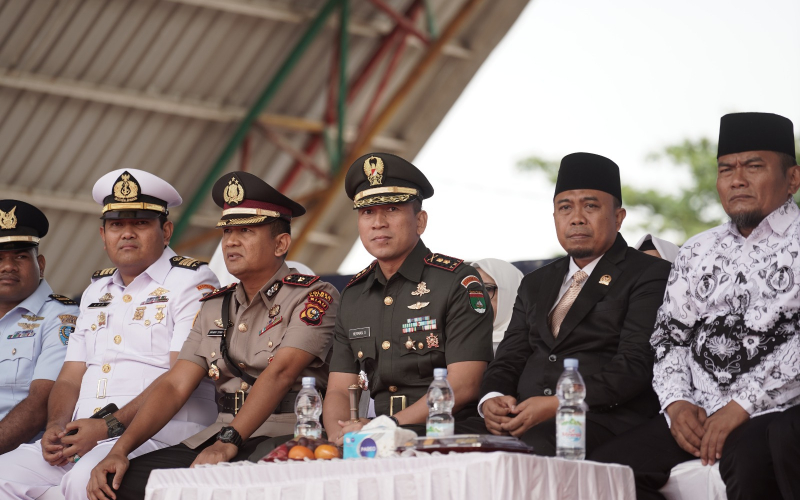 Guru Kuat, Indonesia Hebat: Dandim Dumai Bersama Forkopimda Peringati Hari Guru Nasional 2025