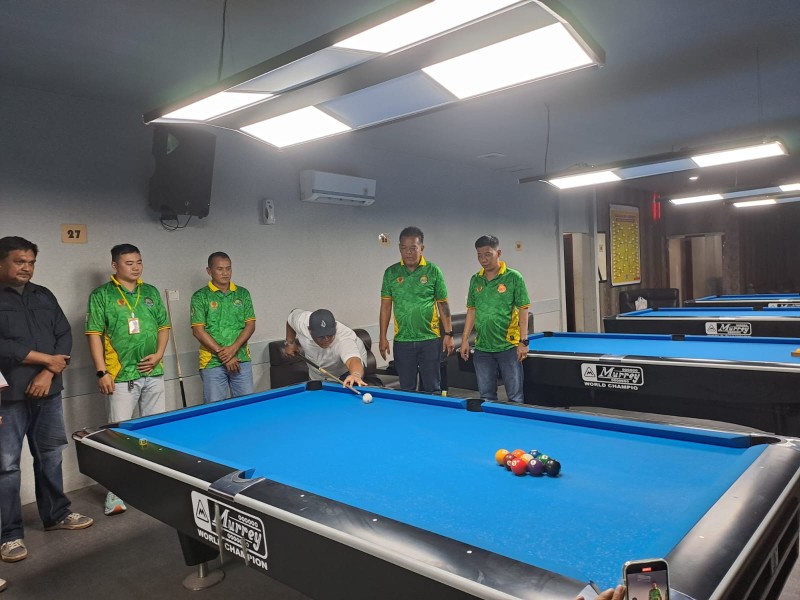 Ferdiansyah Buka Kejurkot Bilyar Kota Dumai