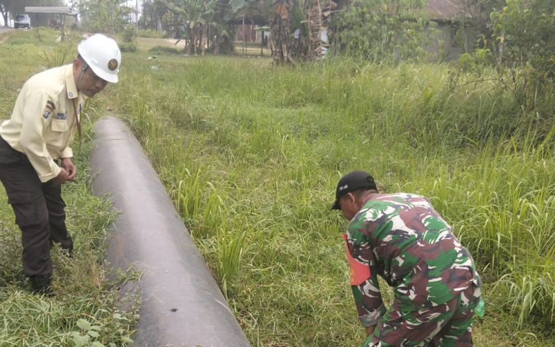 Koramil 02 dan PT Pertamina Hulu Rokan Perkuat Pengamanan Jalur Pipa Minyak di Bukit Kapur