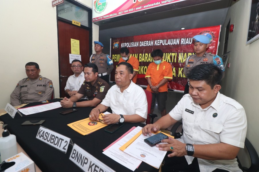 Ditresnarkoba Polda Kepri Gelar Pemusnahan Barbuk Narkotika Jenis Sabu