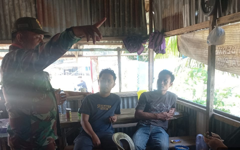 Babinsa Koramil dan Security PHR Patroli Amankan Jalur Pipa Minyak di Bagan Besar Bukit Kapur