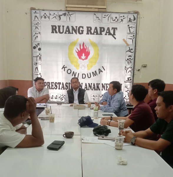 Pimpin Rapat Pra Pengukuhan KONI Kota Dumai, Agustiawan ST Berpesan