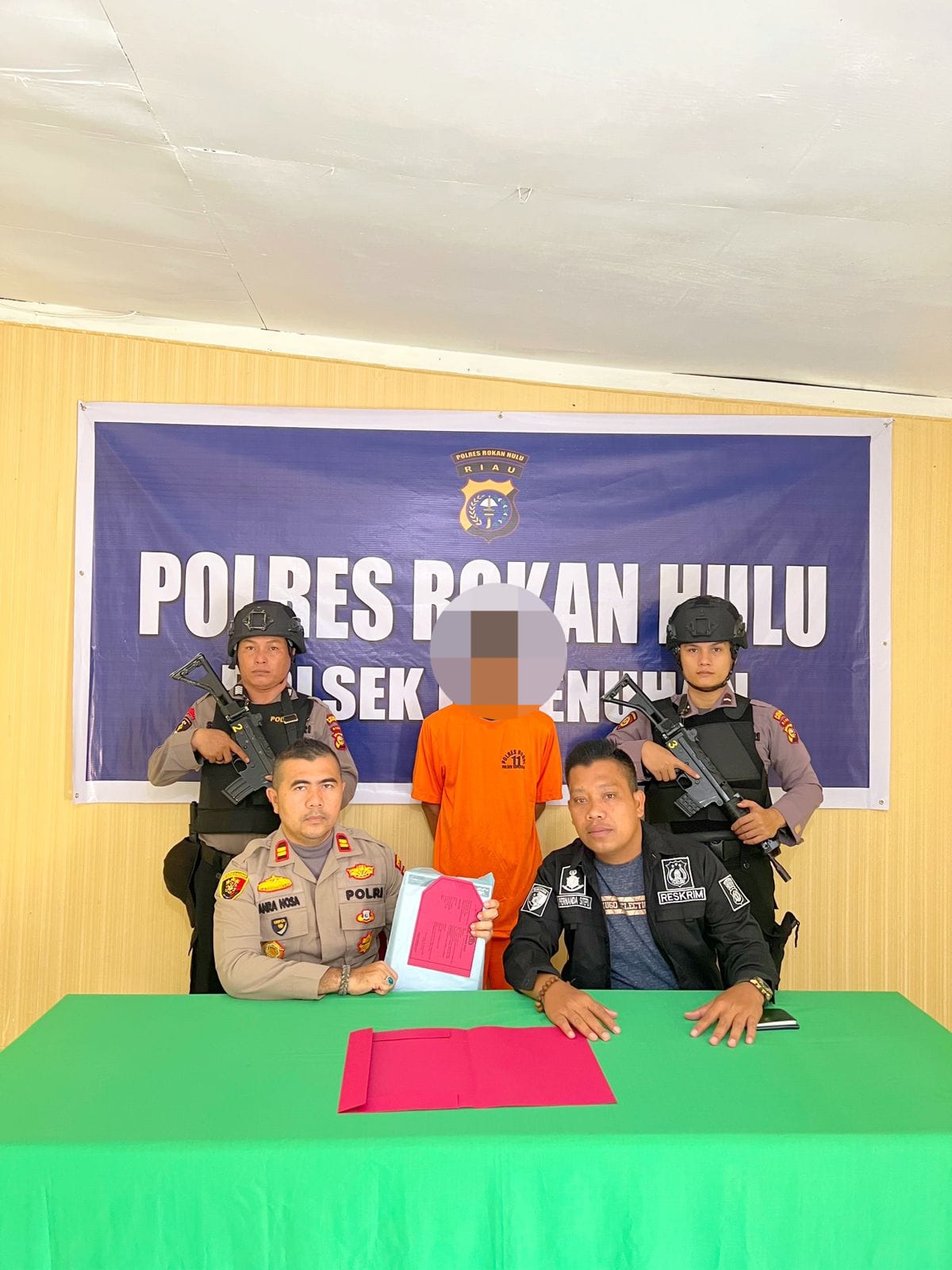 Mantan Ibu Gurunya Ditipu Rp 800 Juta Untuk Judi Online, Pria Ini Ditangkap Personil Polsek Kepenuhan