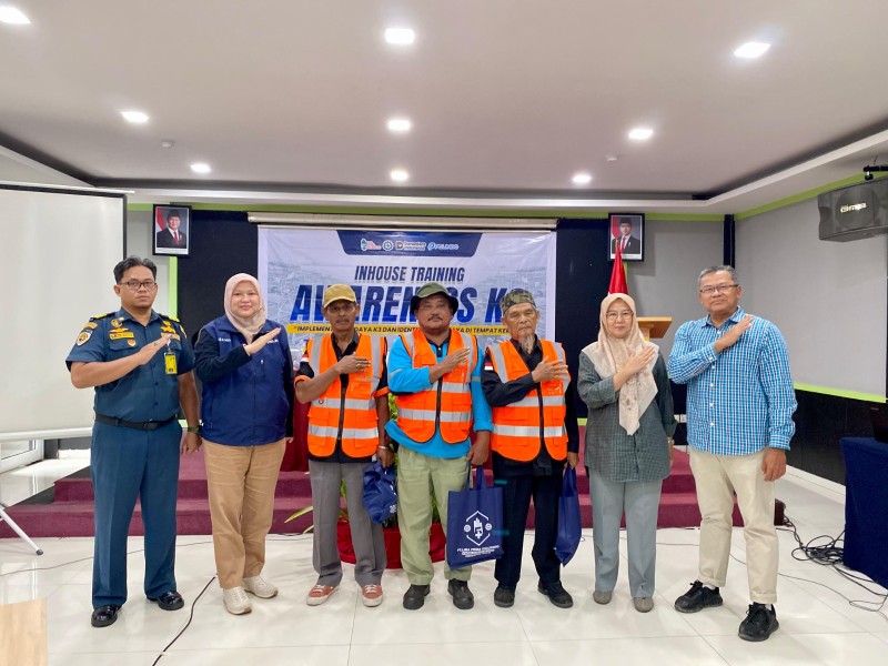 Pelindo Regional 1 Dumai Tekankan Budaya K3, Gelar Pelatihan bagi Porter Terminal Penumpang