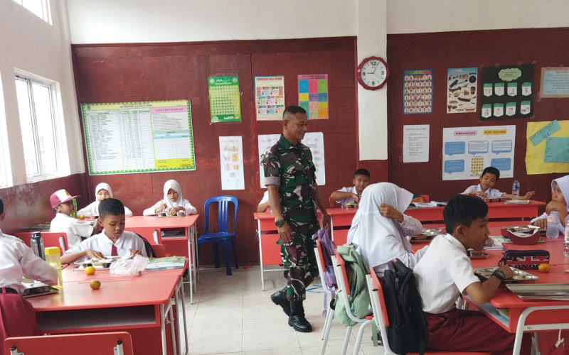 Hampir 3 Ribu Warga Ratu Sima Terima Program Makanan Bergizi Gratis