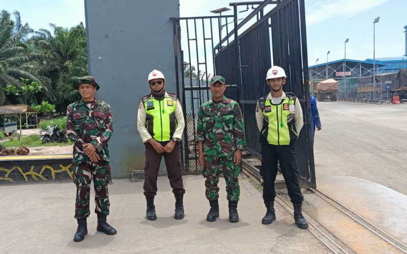 Babinsa Koramil 03 Sei Sembilan Intensifkan Patroli Harkamtibmas di Sungai Sembilan