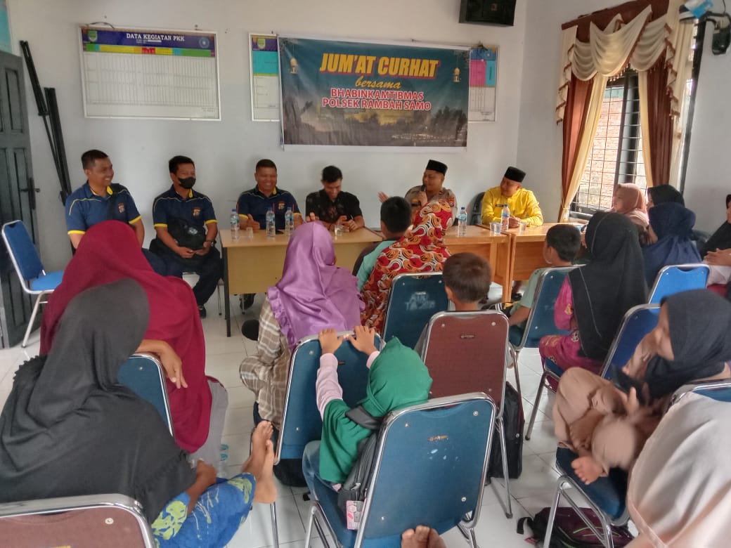 Dengarkan Keluhan Warga Pada Program Jum'at Curhat, Ini Himbauan Kamtibmas Kapolsek Rambahsamo