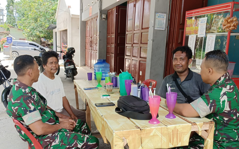 Babinsa Bagan Besar Timur Gencar Sosialisasi Bahaya Karhutla di Bukit Kapur