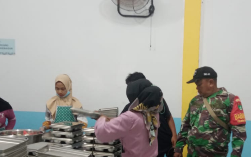 2.162 Siswa di Bukit Kapur Terima Makanan Bergizi Gratis, TNI Ikut Dampingi Distribusi