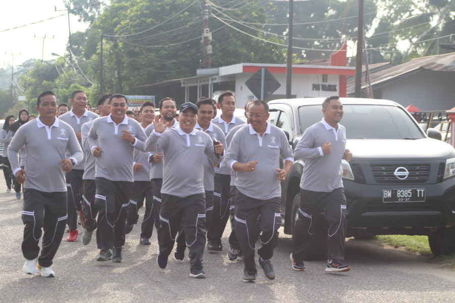 Bina Fisik, Latih Kekompakan Petugas Lapas Pasir Pengaraian Adakan FMD