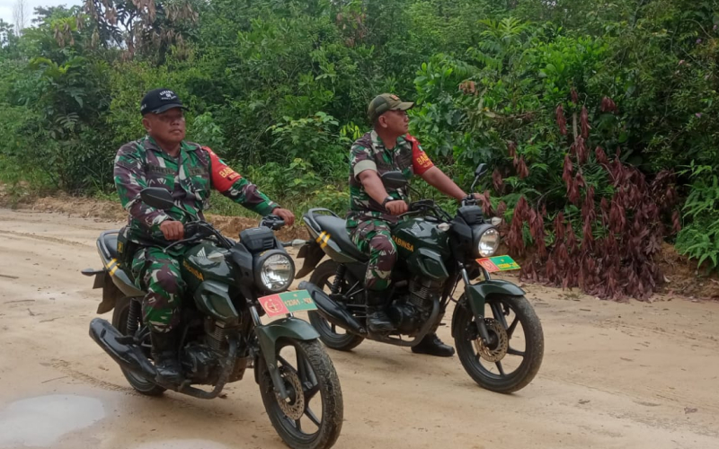 Cegah Karhutla, Babinsa Koramil 02 Bukit Kapur Gencar Sosialisasi dan Patroli di Bukit Nanas