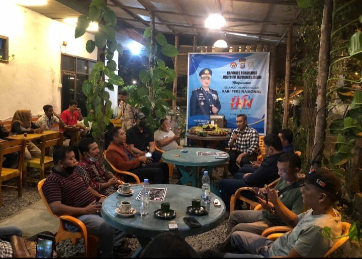 Penuh Keakraban, Kapolres Rohul Peringati HPN Ke 74 Tahun 2022 Bersama Insan Pers