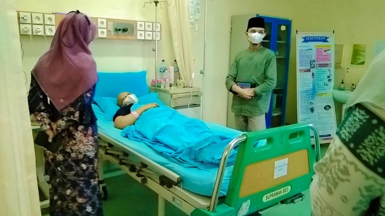 Diterpa lsu Miring, Ternyata Program Aferesis RSUD Arifin Achmad Banyak Membantu Pasien Kanker Secara Gratis