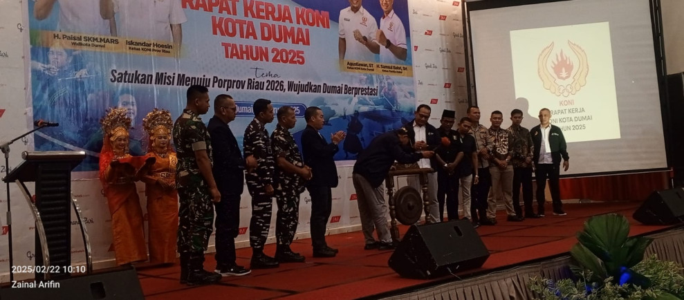 Wakili Walikota Dumai, H Paisal SKM MARS, Asisten I Buka Raker KONI