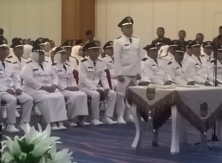 Sebanyak 58 Kades Terpilih Resmi Dilantik Dan Diambil Sumpah Jabatan Oleh Bupati Rohul