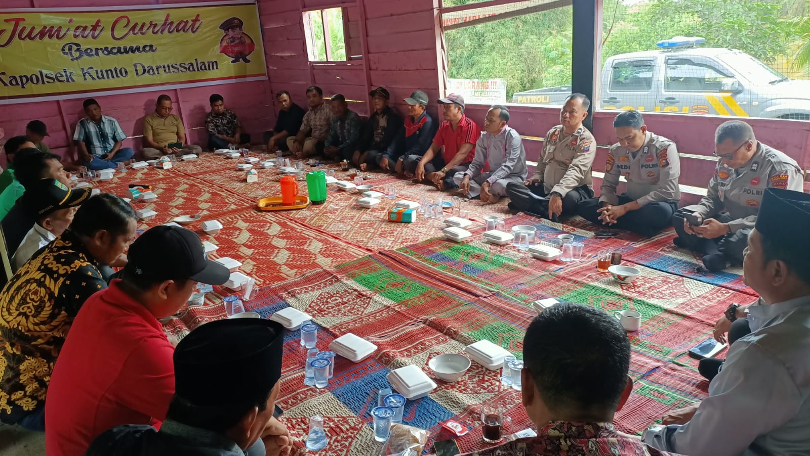 Lewat Jum'at Curhat,Kapolsek Kunto Darussalam, Perkuat Silaturahmi Dengan Forkopincam Dan Masyarakat Desa Pagaran Tapah Darussalam