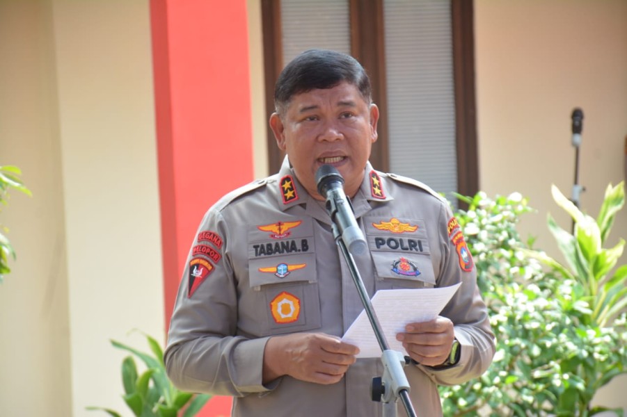 Peresmian Aula Widya Warapsari : Memperingati Hari Jadi Polwan Ke-75 Dan Meningkatkan Dukungan Fasilitas Polwan Di Polda Kepri