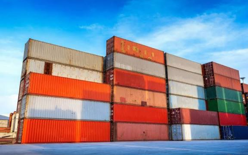 Arus Peti Kemas Tumbuh 7%, Pelindo Raih Peringkat Fortune Indonesia 100