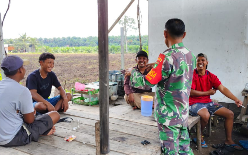 Cegah Gangguan dan Kebakaran, Koramil 02 Intensifkan Patroli Jalur Pipa di Bukit Kapur