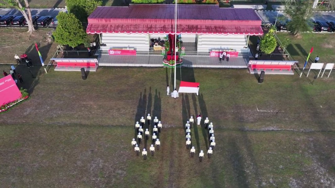 Formasi Angka 80 Warnai Upacara HUT RI di Kilang Pertamina Dumai, Simbol Tekad Insan Kilang Menjaga Energi Bangsa