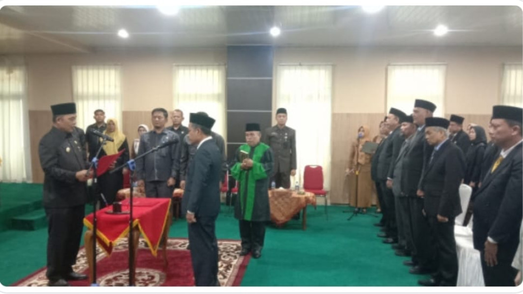 Pj Bupati Herman Kukuhkan Pejabat Administrator, Pengawas Dan UPTD RSUD Kabupaten Inhil 2024