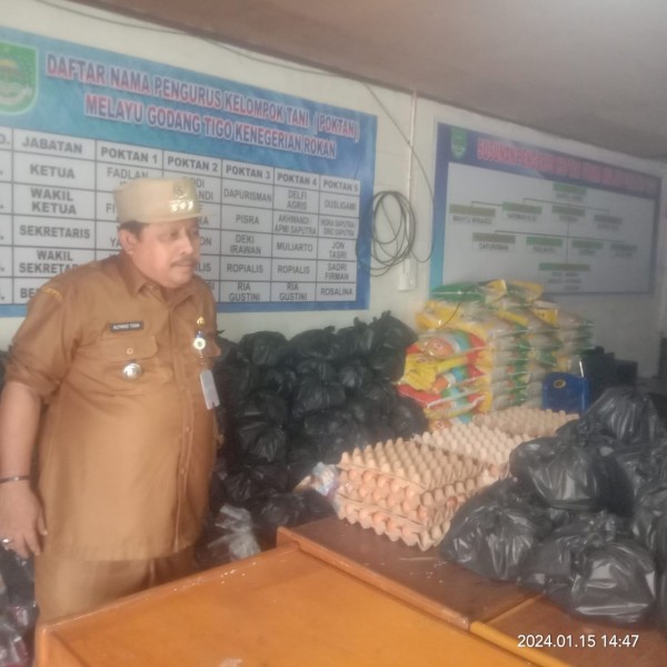 Camat Rokan IV Koto Alfarid Toha : Ratusan Paket Sembako Siap Disalurkan