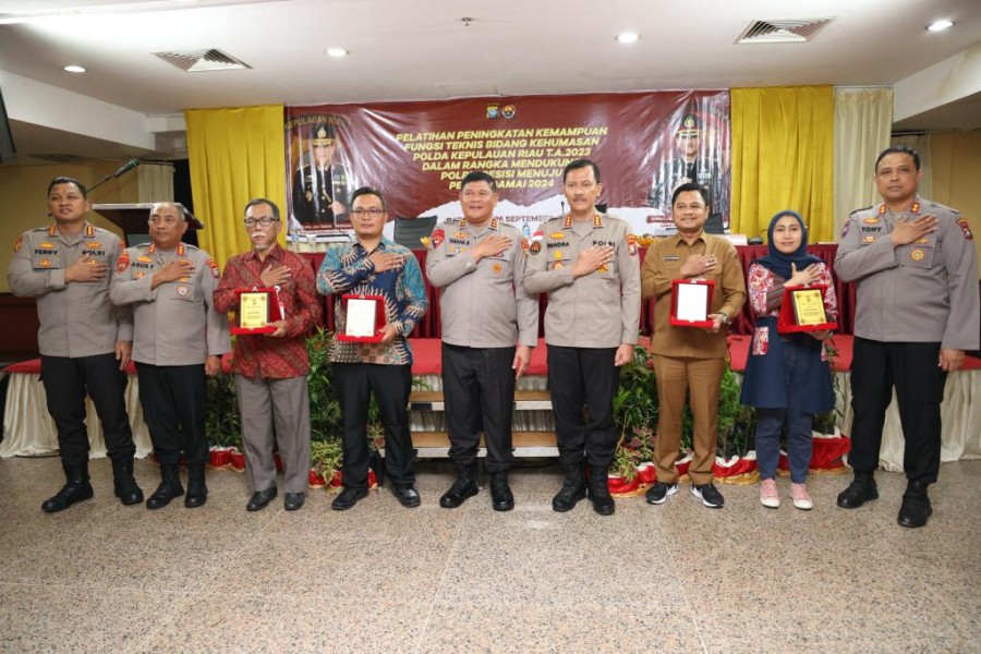Polda Kepri Gelar Pelatihan Peningkatan Kemampuan Fungsi Teknis Kehumasan T.A 2023