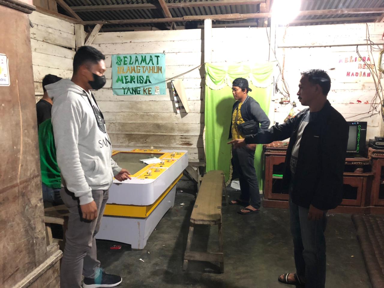 Gerak Cepat, Polres Rohul Sita Dua Meja Gelper Di Tambusai Dan Tambusai Utara  