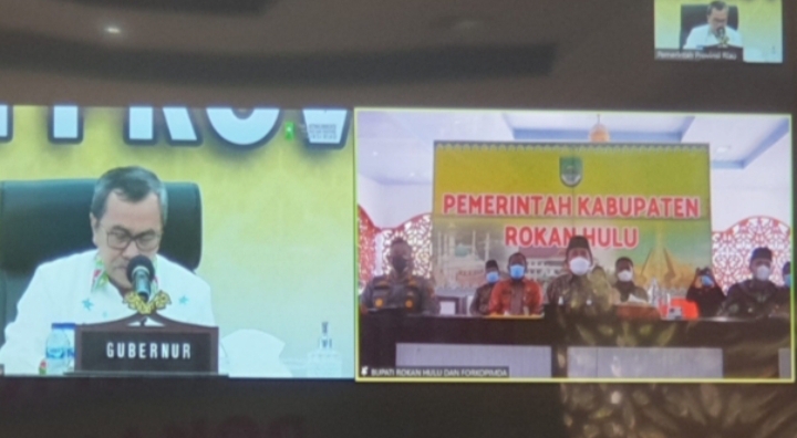 H Sukiman Bupati Rohul Rapat Koordinasi Virtual Covid 19 Dengan Gubernur Riau