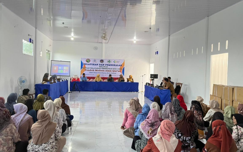 Babinsa Bagan Keladi Serda Priyo Sudarmo Dampingi Program Makan Bergizi Gratis
