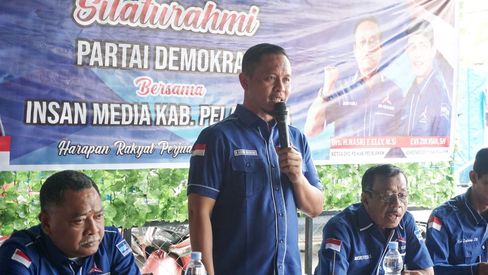 Tiba Di Kabupaten Pelalawan DPD Demokrat Riau Langsung Silaturrahmi Dengan Insan Media