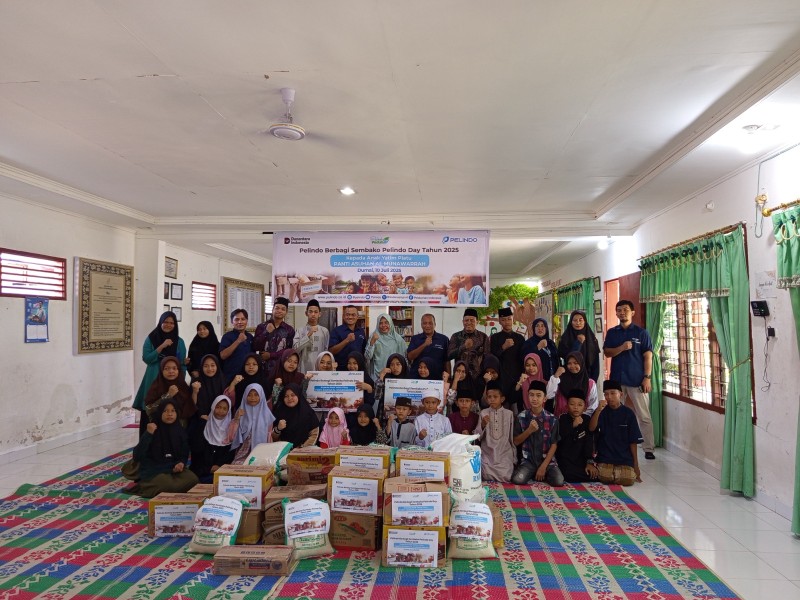 Pelindo Regional I Dumai Serahkan Bantuan Sembako Ke Panti Asuhan Al Munawwarah