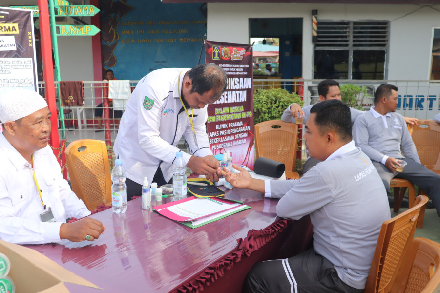 Hari Pengayoman Ke 78, Lapas Pasir Pengaraian Adakan Pemeriksaan Kesehatan Serta Olahraga Bersama Petugas Dan WBP