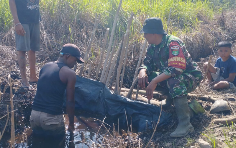 Atasi Kendala Akses Warga, Kodim 0320/Dumai Kebut Pembangunan Jembatan Armco