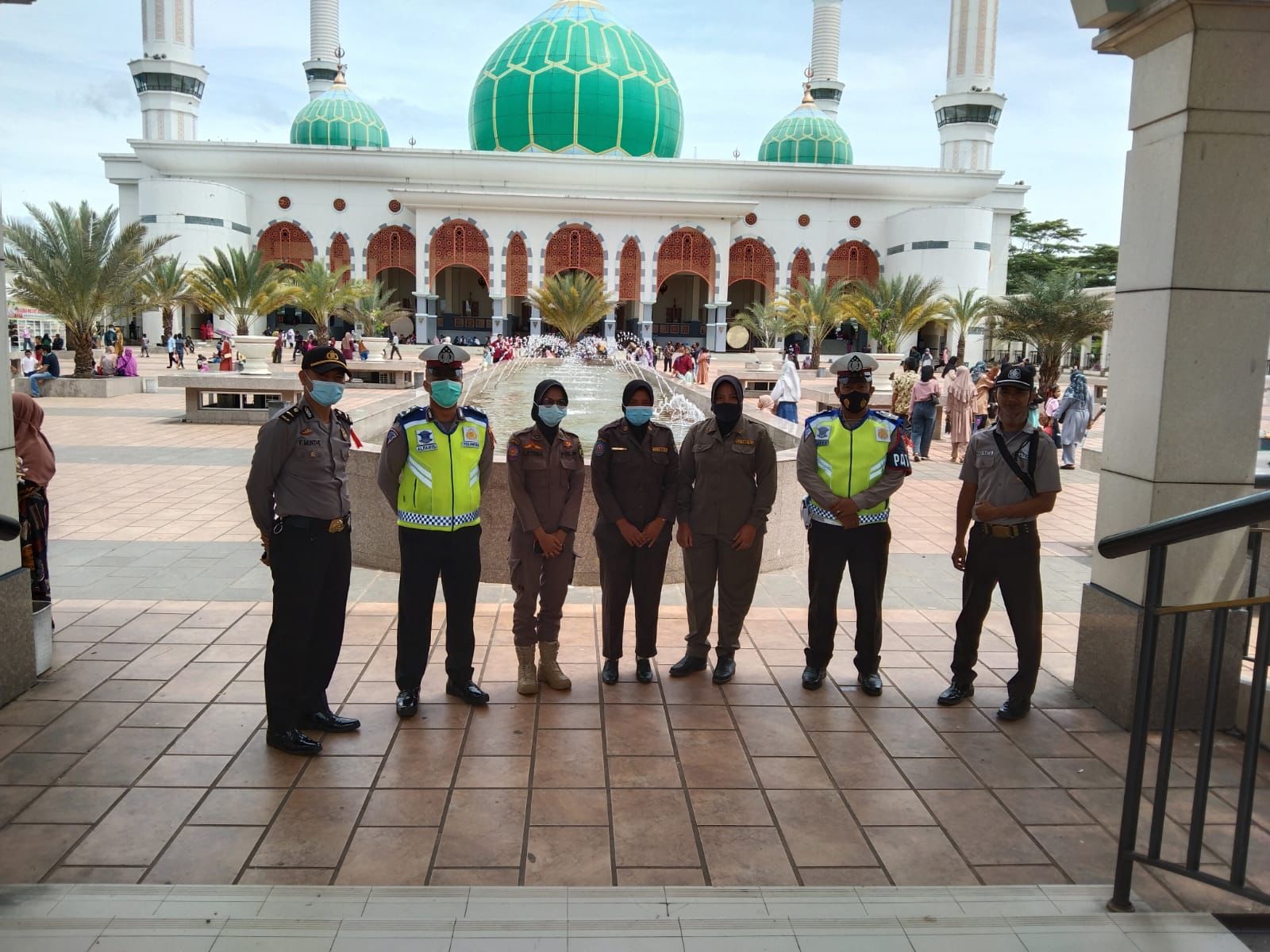 Tim OKLK Polres Rohul Monitoring Aktifitas Warga Di Sejumlah Titik Wisata Sekitar Kota Pasir Pangaraian