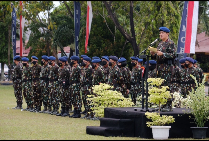 Kukuhkan Tunggul Batayon C Pelopor “Bhara Daksa Narasinga”, Kapolda Irjen Iqbal : Jadikan Sebagai Kebanggaan Prajurit