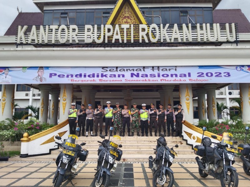 POLRI - TNI GELAR PATROLI SINERGITAS, ROHUL AMAN DAN KONDUSIF DI HARI MAY DAY