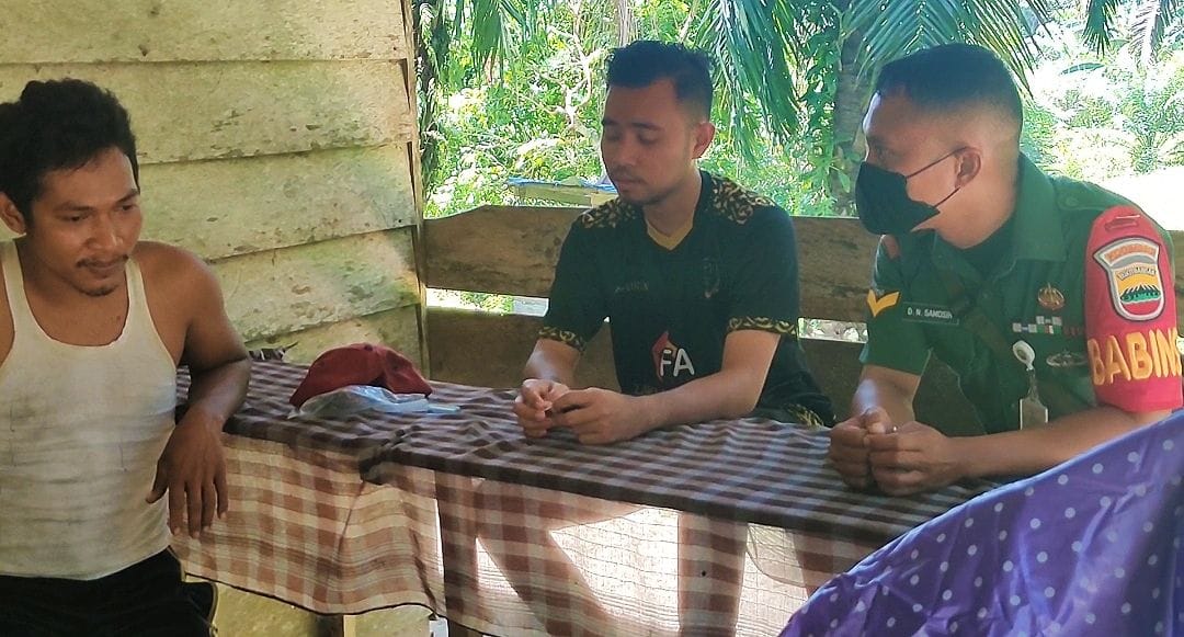 Warga Dusun Kubu Patembang Lapor Babinsa Desa Suka Maju Temukan Jejak Harimau
