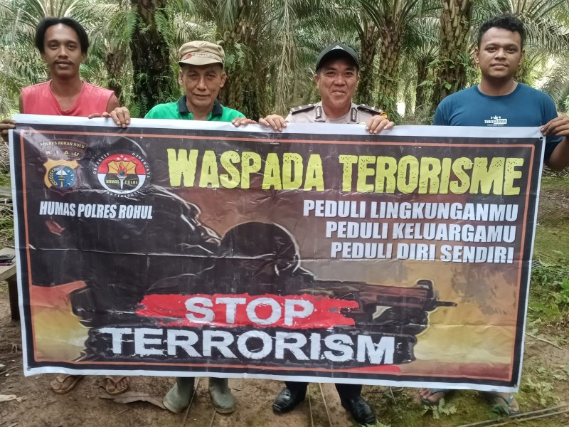 Bentengi Wilayah Tugas Dari Paham Radikalisme, Personil Polsek Tandun Rutin Gelar OBWLK - 2023