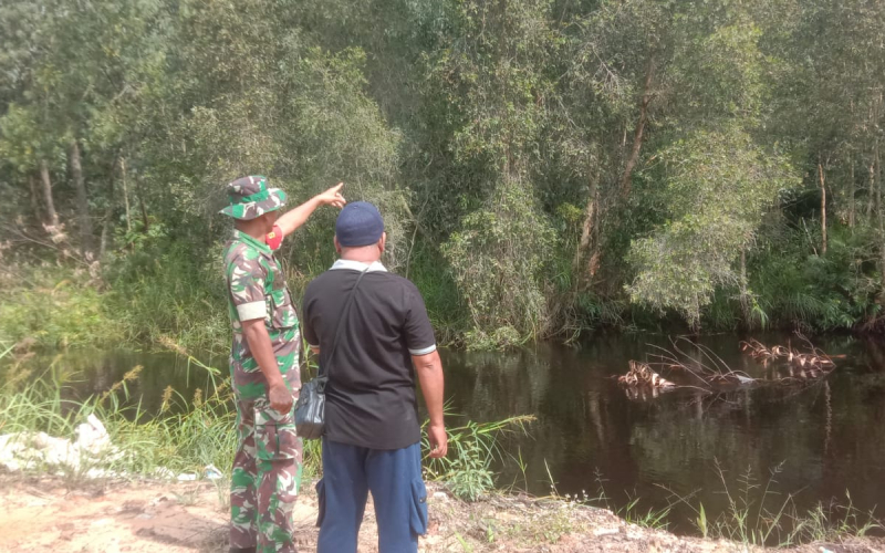 Babinsa Mundam Gelar Patroli Karhutla di Guntung, Pastikan Titik Api Nihil