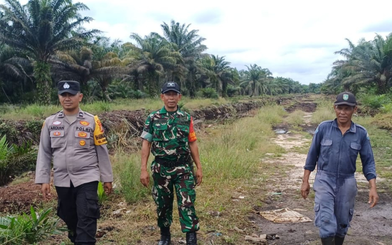 Kodim 0320 Dumai Gencarkan Patroli dan Sosialisasi Karhutla di Gurun Panjang