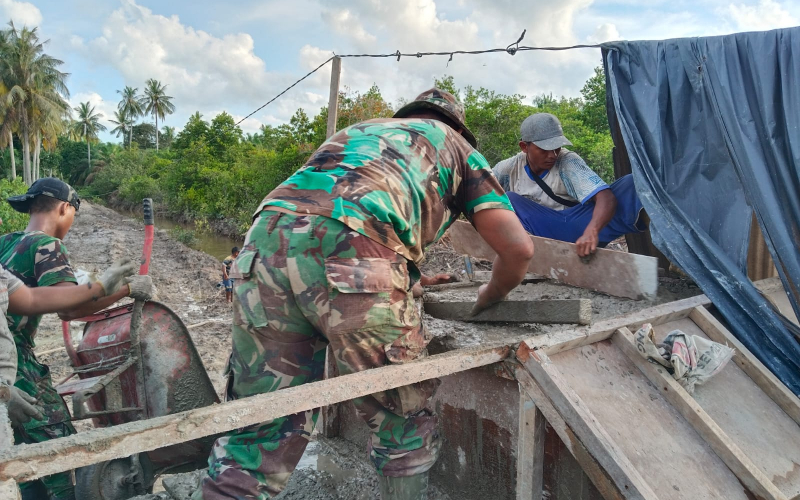Pembangunan Jembatan Gantung Garuda Terus Dikebut, Kepedulian TNI untuk Masyarakat