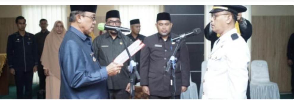 Bupati HM Wardan Lantik Pejabat Administrator Di Lingkungan Pemkab Inhil